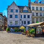 Le Red Touch Votre F2 Au Coeur De Rouen !